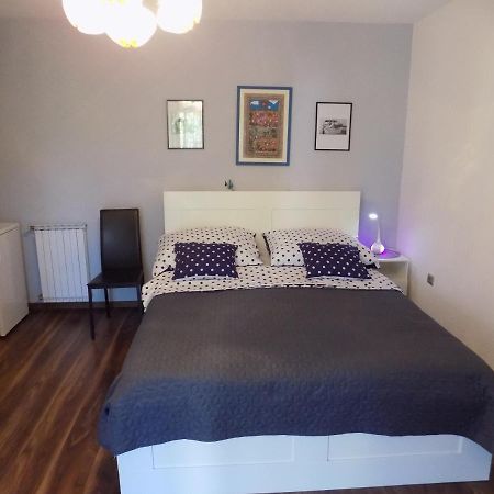 Oriella Apartmans And Room Novigrad Istria Eksteriør bilde
