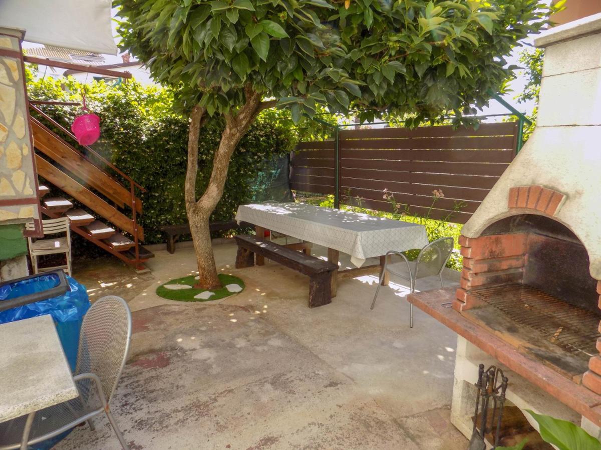 Oriella Apartmans And Room Novigrad Istria Eksteriør bilde